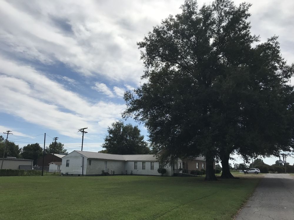 McGehee, AR Church Building and Land: 1602 S 1st St, McGehee, AR 71654